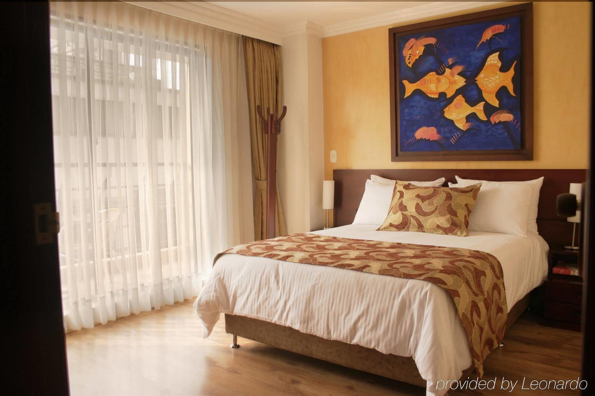 Luxor Plaza Hotel Pereira Exterior photo